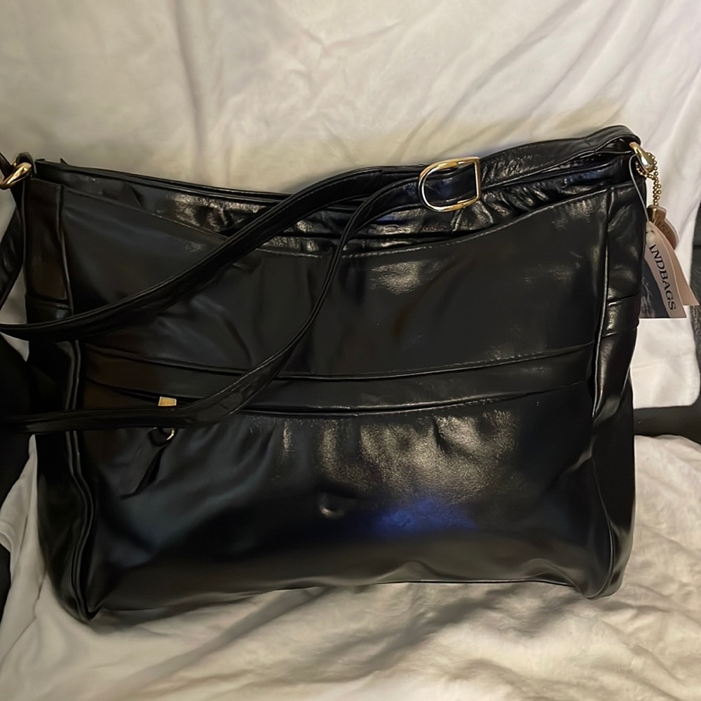 Brand New SAS hand bags with tags: An unused, and unworn item with original tags